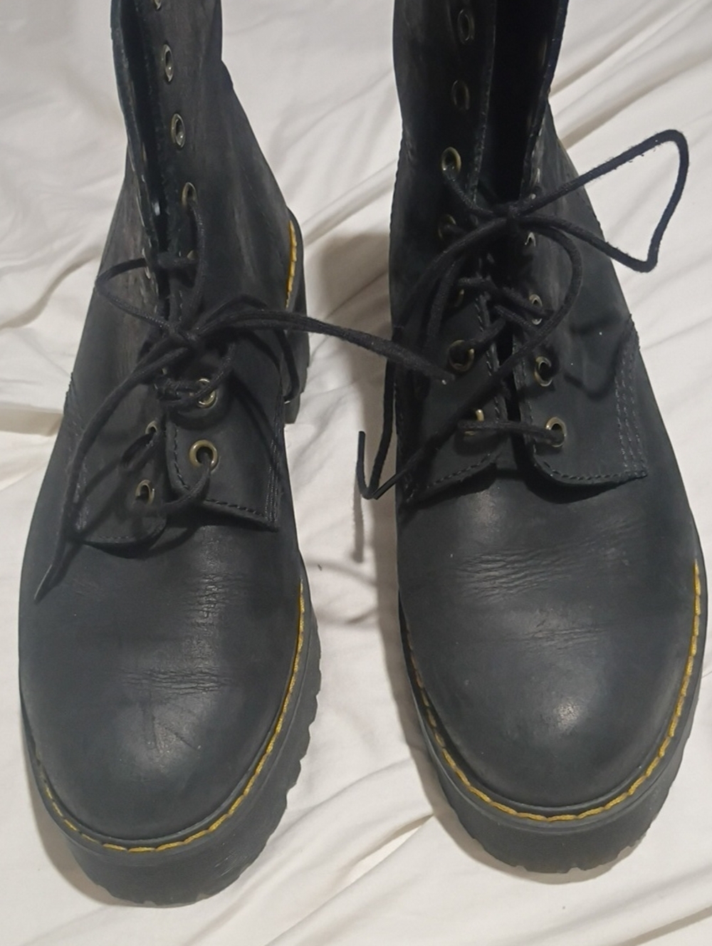 Dr. Martens Shriver Boots 11 Womens